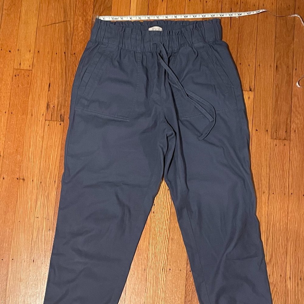 NWOT LOFT Outlet Lightweight Joggers in Blue